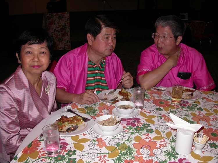 Dinner 26.JPG 77.6K